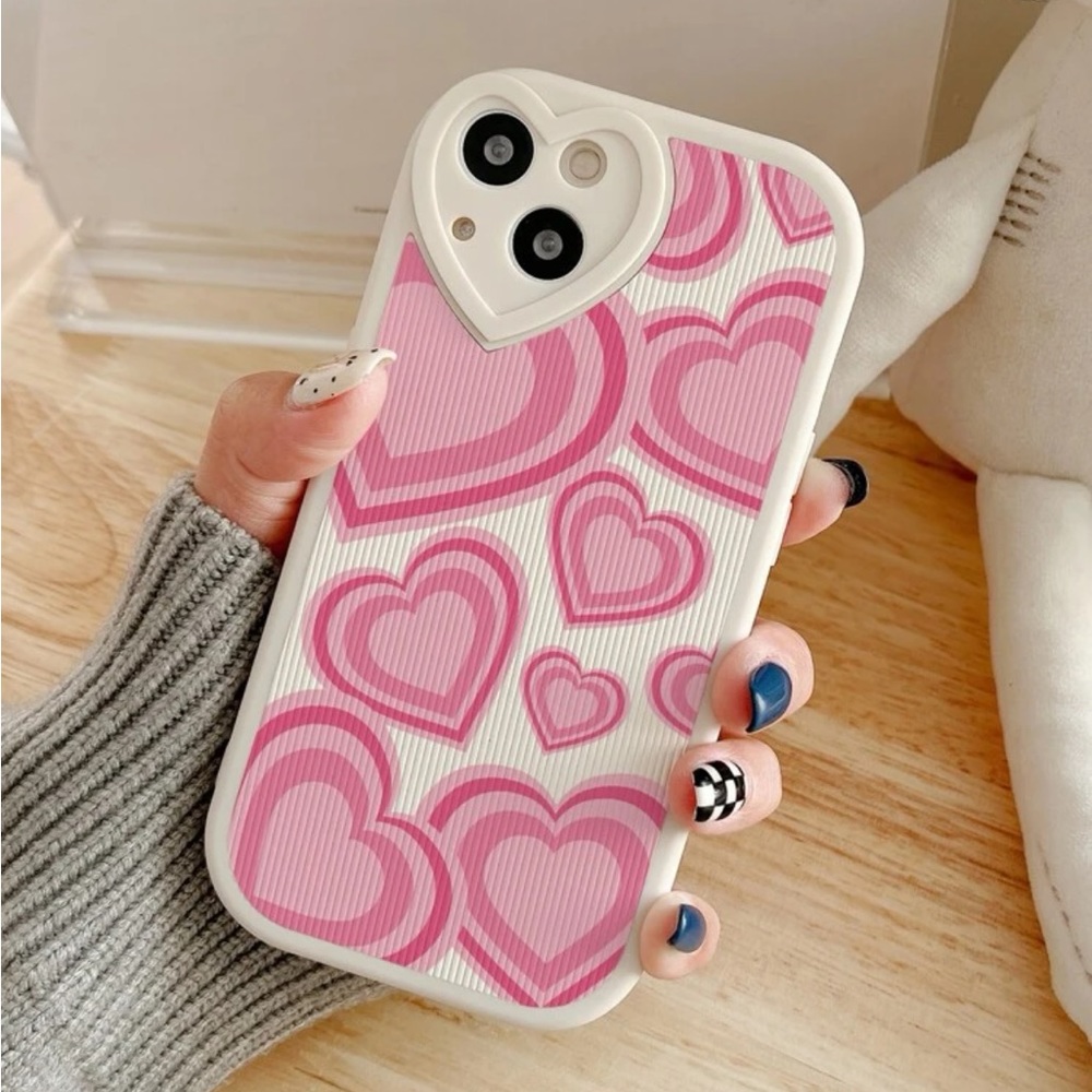 Trendy iPhone Case 📱